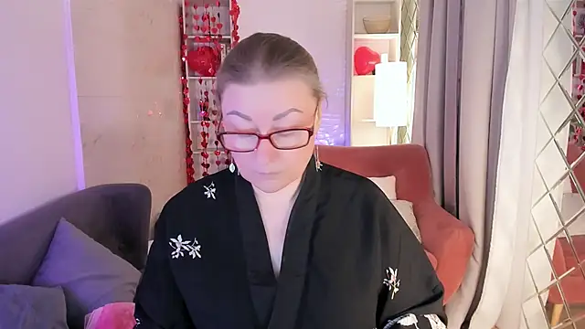 AlexandraKind online show from February 2026 08:39:01 PM