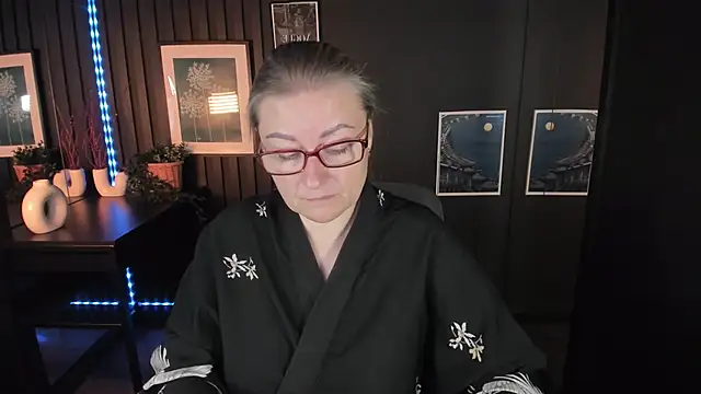 Snapshot of AlexandraKind chatting on September 2025 01:39:01 PM AlexandraKind online show from September 2025 01:39:01 PM