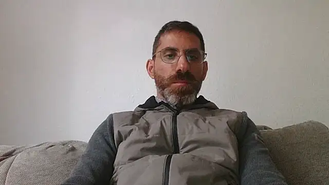 alcatraz009 online show from October 2025 10:47:02 AM