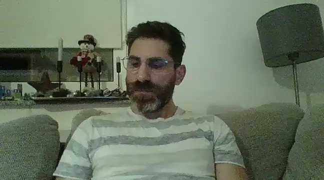 alcatraz009 online show from December 2024 05:43:01 PM
