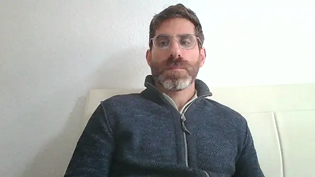 alcatraz009 online show from October 2025 02:40:01 PM