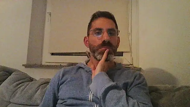 alcatraz009 online show from October 2025 07:38:02 PM