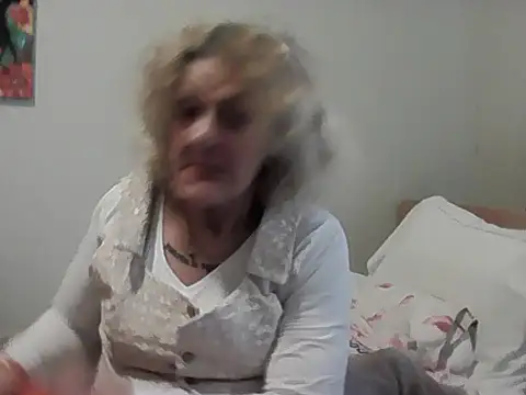 housewife shantie online show from March 2026 10:27:02 AM