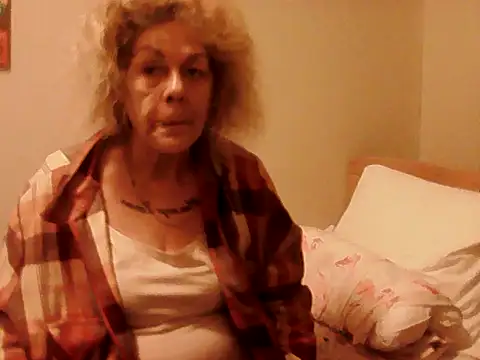 housewife shantie online show from April 2026 02:56:01 AM