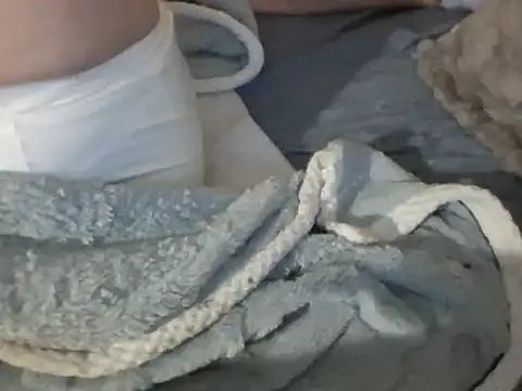 housewife shantie online show from March 2025 01:17:02 AM