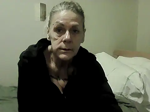 housewife shantie online show from February 2026 07:46:01 AM