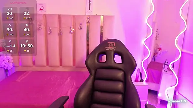 Andy tay1 online show from October 2025 04:55:02 AM