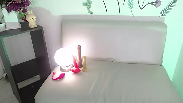 lulu 25  online show from February 2025 06:33:01 PM