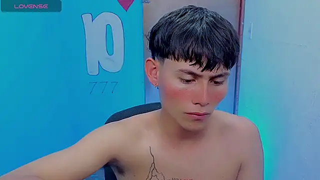 tanjiro cute online show from April 2026 04:02:02 AM