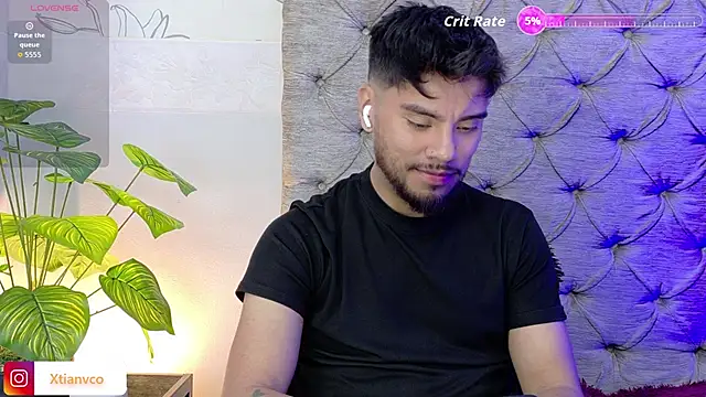 Tommidubois online show from September 2025 01:44:01 AM
