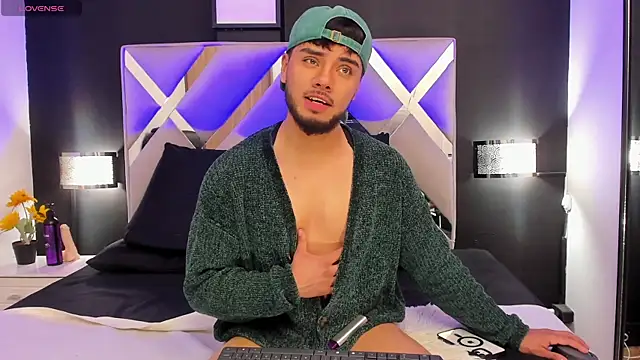 Tommidubois online show from February 2025 03:09:02 AM