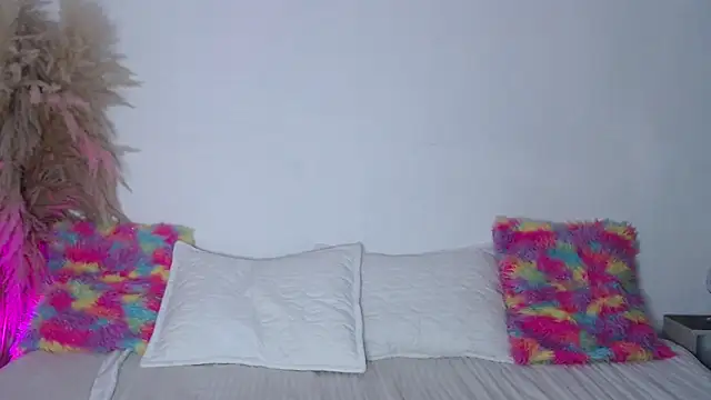 alinakiss online show from March 2025 02:04:01 PM
