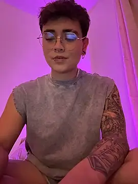 Chriss gomez2 online show from November 2025 02:43:01 AM