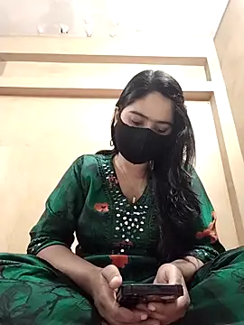 Magical Girl- online show from November 2025 03:29:01 AM