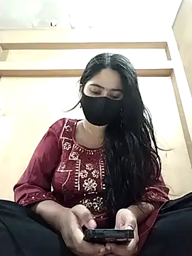 Magical Girl- online show from November 2025 03:54:02 AM