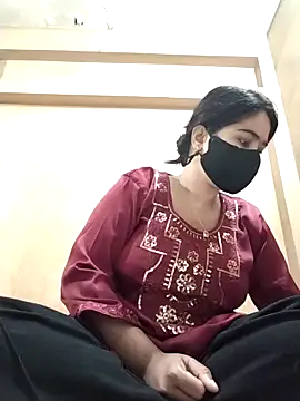 Magical Girl- online show from December 2025 06:01:02 AM