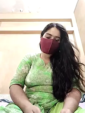 Magical Girl- online show from October 2025 04:55:02 AM