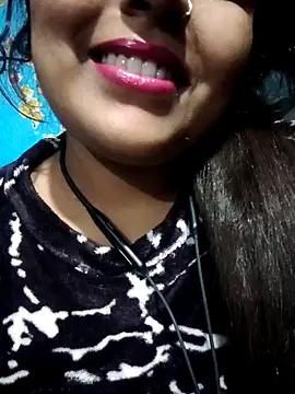 Love-Veronica online show from February 2026 01:07:02 PM