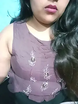 Love-Veronica online show from July 2026 01:28:01 PM