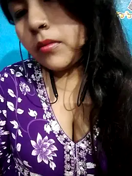 Love-Veronica online show from February 2026 11:43:02 AM