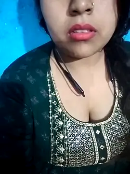 Love-Veronica online show from May 2026 06:24:02 PM
