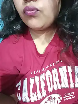 Love-Veronica online show from June 2026 11:32:02 AM