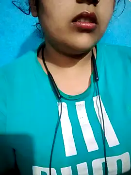 Love-Veronica online show from March 2026 11:25:01 AM