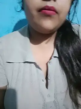 Love-Veronica online show from July 2026 06:22:02 PM