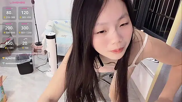 Lena-yyds online show from November 2025 06:52:01 PM