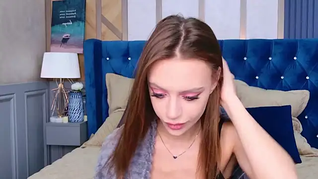 RebeccaMartons online show from February 2025 10:05:01 PM