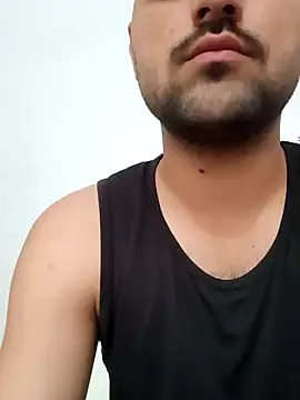 Snapshot of smartboy010101 chatting on October 2025 04:24:02 AM smartboy010101 online show from October 2025 04:24:02 AM