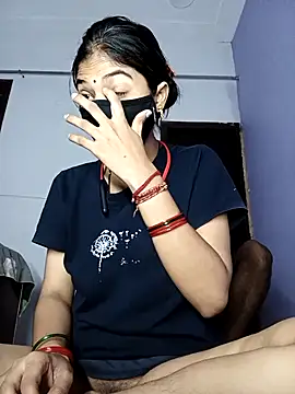 Amzing-Couple online show from October 2025 03:30:02 AM