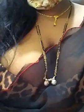 Sexy Radhikaa online show from March 2026 11:43:01 AM
