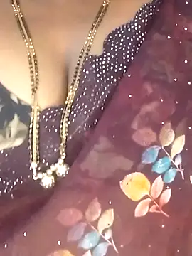 Sexy Radhikaa online show from November 2025 01:39:02 AM