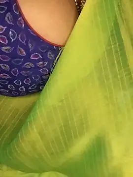 Sexy Radhikaa online show from December 2025 05:52:02 PM