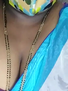 Sexy Radhikaa online show from November 2025 04:49:02 AM