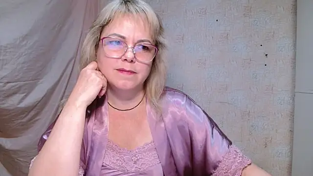 sweetsunset11 online show from January 2026 02:06:02 AM