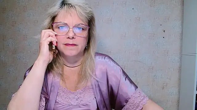 sweetsunset11 online show from October 2025 02:19:02 PM