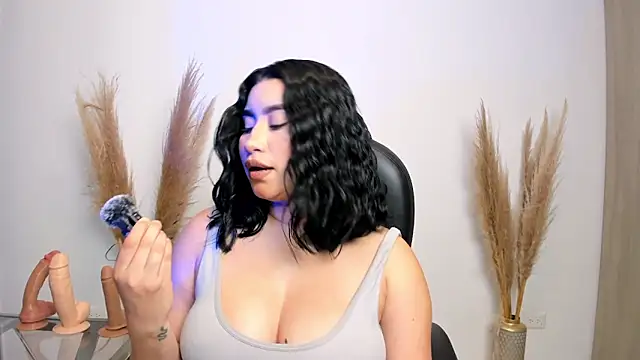 leylaclintonxx online show from February 2025 10:17:02 PM