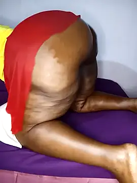 Snapshot of Sweetblackassxxx505 chatting on March 2025 09:48:02 PM Sweetblackassxxx505 online show from March 2025 09:48:02 PM