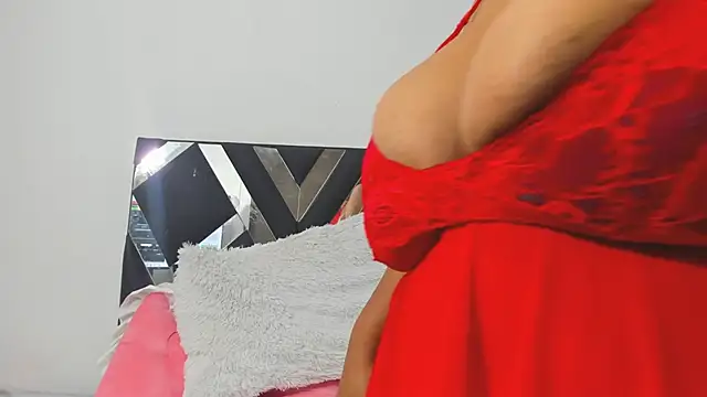 Snapshot of macarenaawills chatting on October 2025 01:22:02 PM macarenaawills online show from October 2025 01:22:02 PM