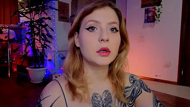 LinaQik online show from November 2025 05:29:02 PM