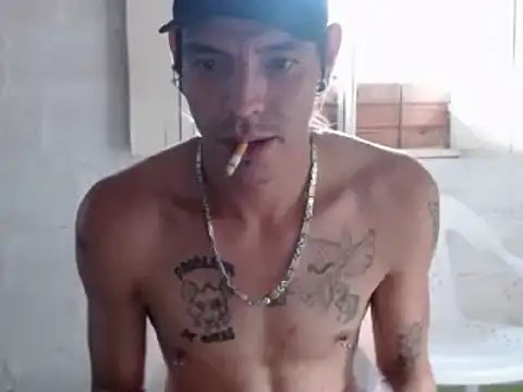 tayler punk noise online show from December 2024 08:12:02 PM