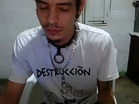 tayler punk noise online show from December 2024 12:36:02 AM