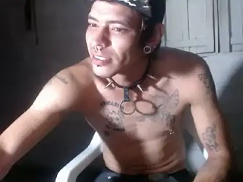 tayler punk noise online show from January 2025 11:52:02 PM