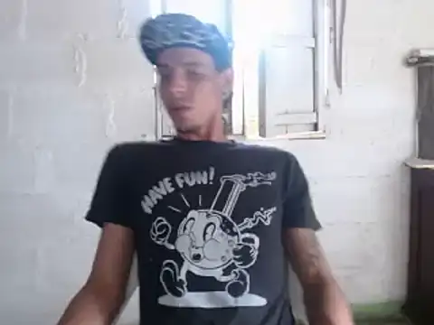 tayler punk noise online show from January 2025 10:01:01 PM