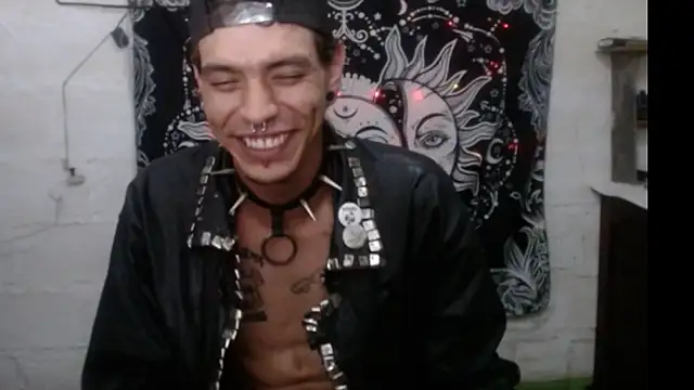 tayler punk noise online show from January 2025 07:53:02 AM