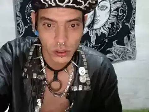 tayler punk noise online show from December 2024 12:41:01 AM