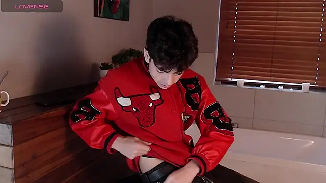 Snapshot of MattiDeLuca chatting on February 2025 06:15:02 PM MattiDeLuca online show from February 2025 06:15:02 PM