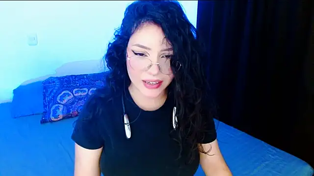 DollCam   online show from October 2025 11:17:01 PM